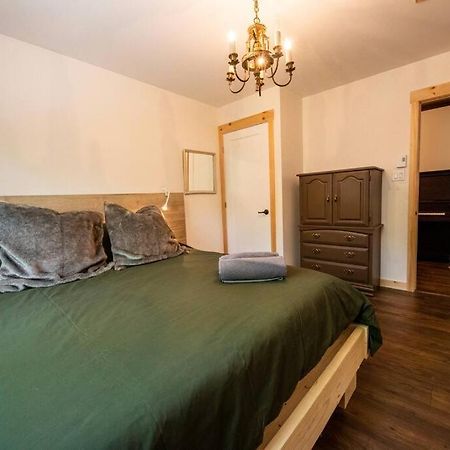 Chalet Deschamps- Spa- Chien Accepte- Nature- Estrie Mansonville Dış mekan fotoğraf
