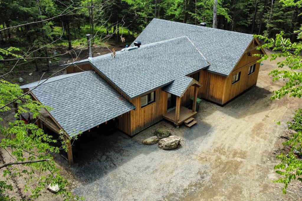 Chalet Deschamps- Spa- Chien Accepte- Nature- Estrie Mansonville Dış mekan fotoğraf