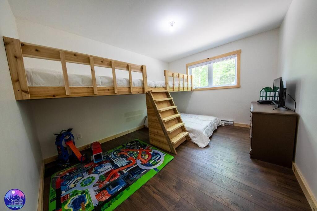Chalet Deschamps- Spa- Chien Accepte- Nature- Estrie Mansonville Dış mekan fotoğraf