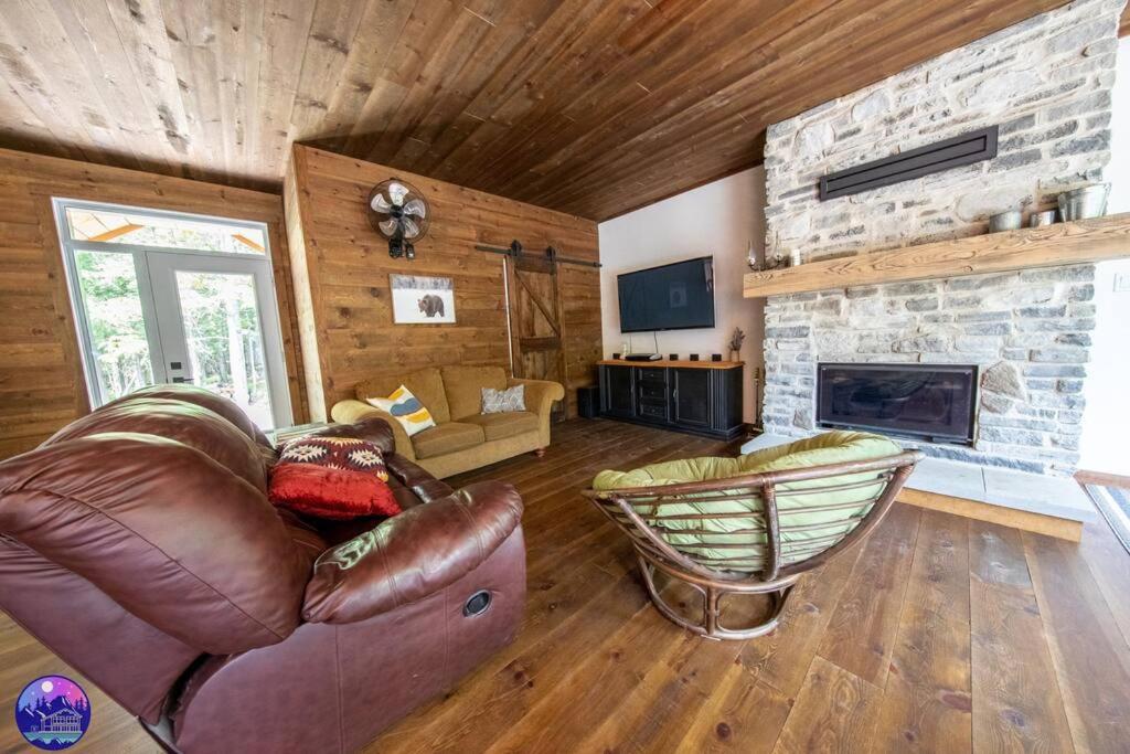 Chalet Deschamps- Spa- Chien Accepte- Nature- Estrie Mansonville Dış mekan fotoğraf