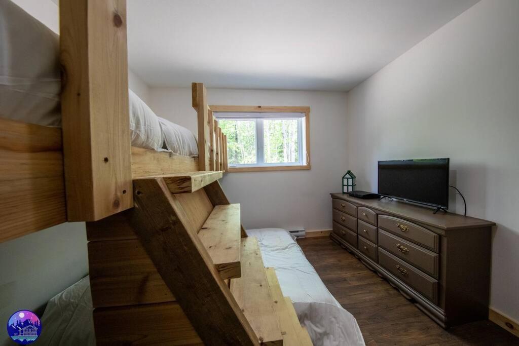 Chalet Deschamps- Spa- Chien Accepte- Nature- Estrie Mansonville Dış mekan fotoğraf
