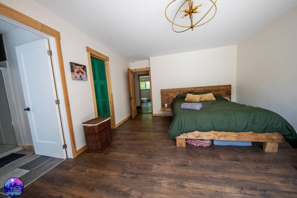 Chalet Deschamps- Spa- Chien Accepte- Nature- Estrie Mansonville Dış mekan fotoğraf