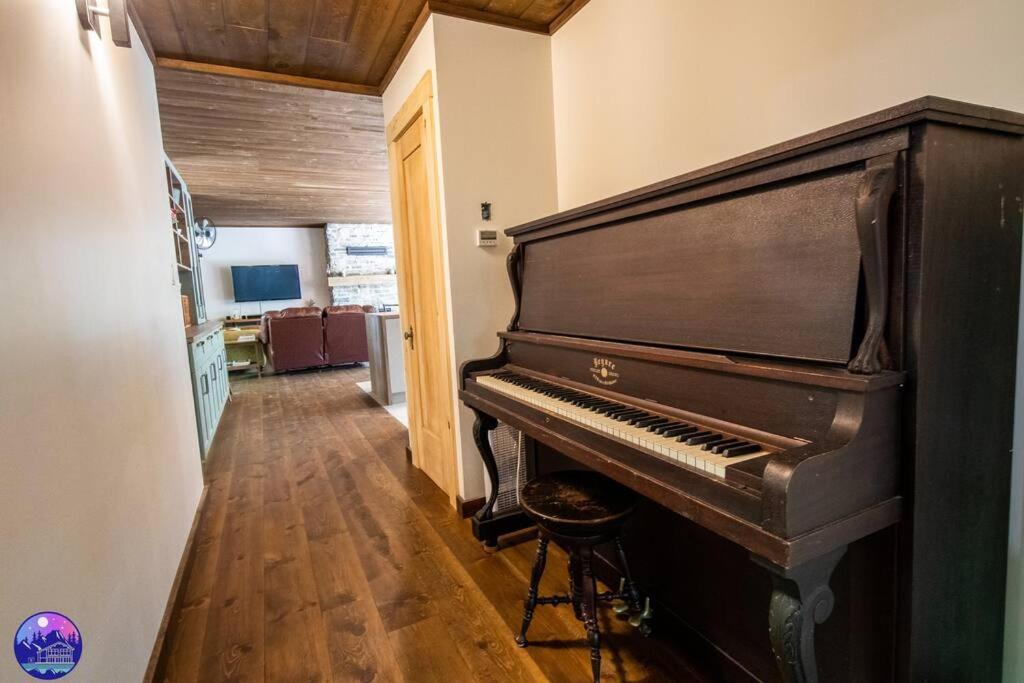 Chalet Deschamps- Spa- Chien Accepte- Nature- Estrie Mansonville Dış mekan fotoğraf